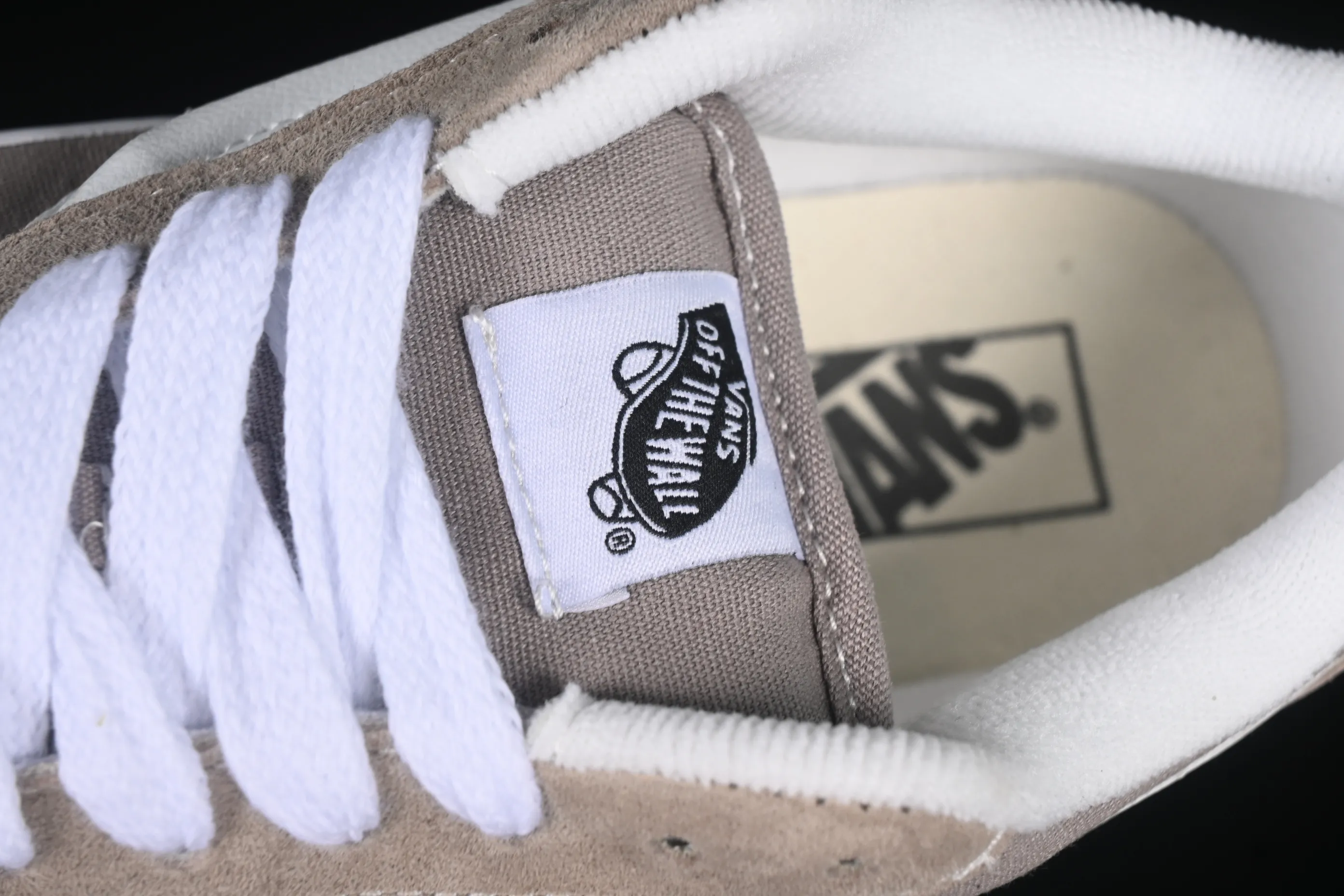 All categories Vans Vans series Vans Low Vans low-top Vans Knu Skool Vans low-top retro casual fat bread shoes VN000D6ZH2B